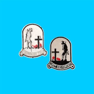 120 Embleem stof Lest We Forget